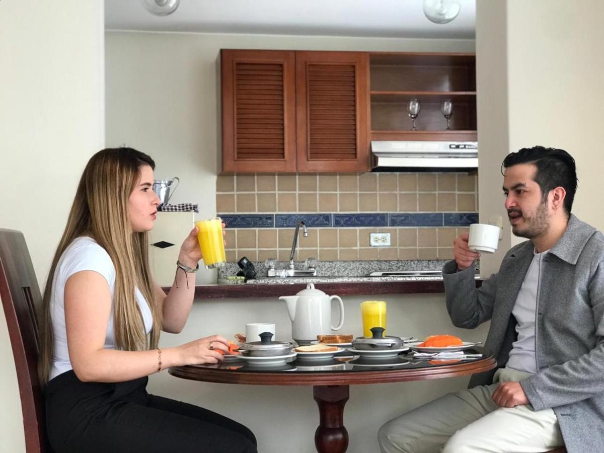 Apartamentos Santa Maria Bogota Bagian luar foto