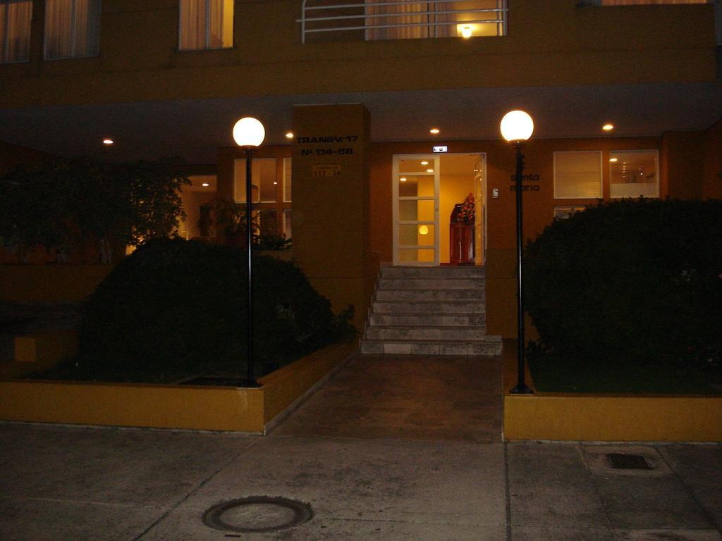 Apartamentos Santa Maria Bogota Bagian luar foto