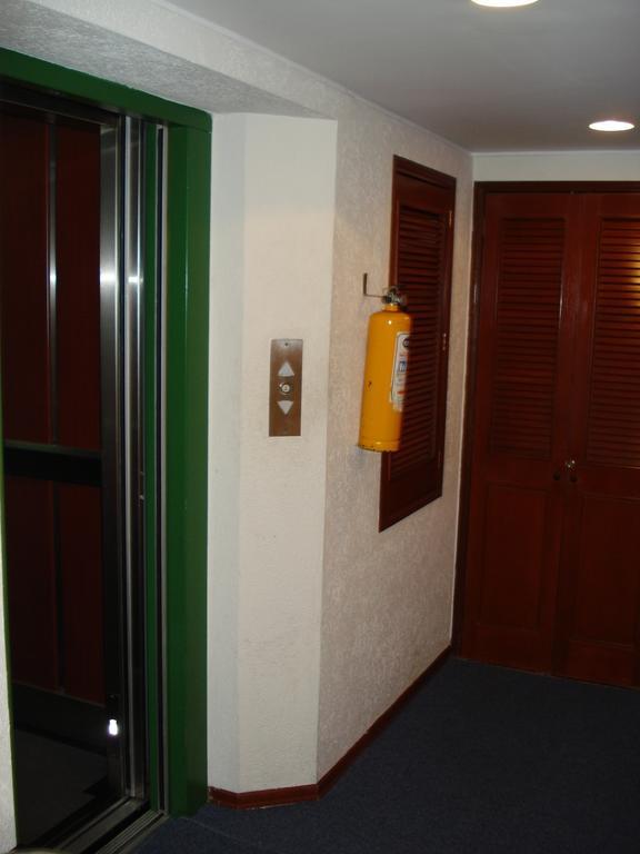 Apartamentos Santa Maria Bogota Bagian luar foto